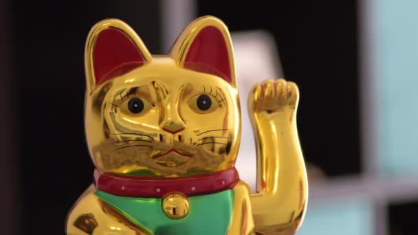 Maneki Neko Flyttar Armen Kinesiska Lucky Cat — Stockvideo