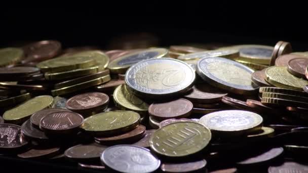 ユーロ硬貨が異なる山が変わる — ストック動画