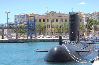 İspanyol denizaltısı Tramontana Malaga limanına demir attı.