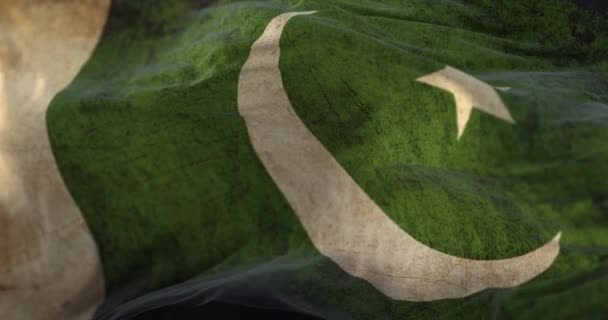 Oude Pakistaanse Vlag Zwaaiend Naar Wind Lijn — Stockvideo