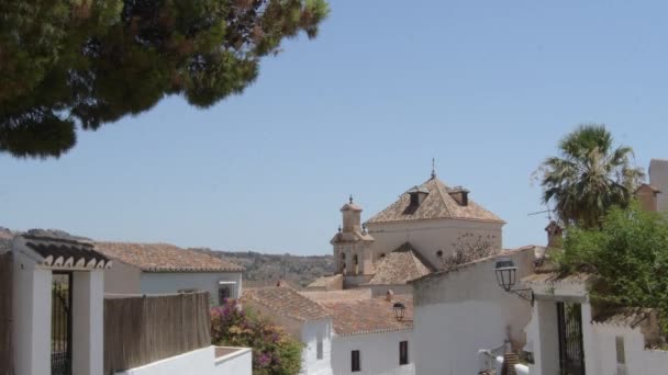 Церковь Сан Хасинто Между Белыми Улицами Мачаравья Испания — стоковое видео