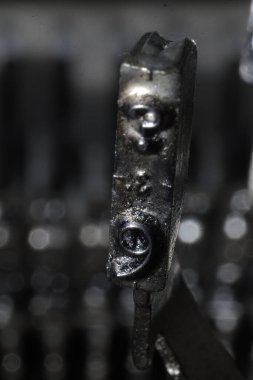 Number 9 in a typo of an old manual typewriter