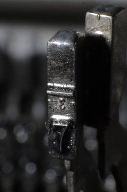 Number 7 in a typo of an old manual typewriter
