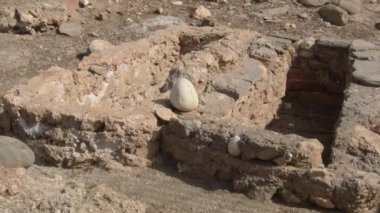 Antik Roma mezarları, Torrox, İspanya. Eğil