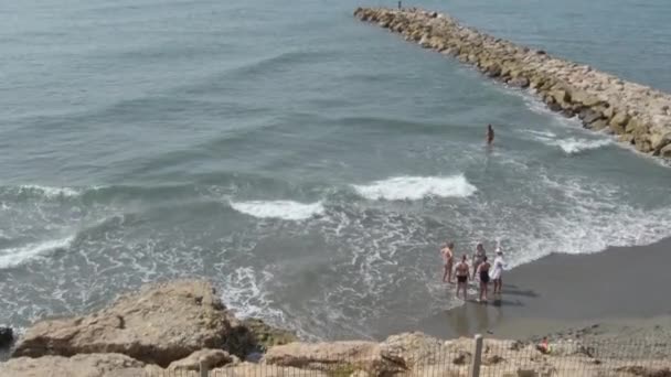 Sepulturas Romanas Antigas Juntas Praia Torrox Espanha Inclinação — Vídeo de Stock