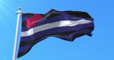 Deri gurur bayrağı dalgalanıyor. Döngü