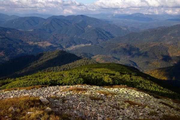 Beautiful Autumn Mountains Carpathians Walk Mountains Sunny Weather — Stock Photo, Image