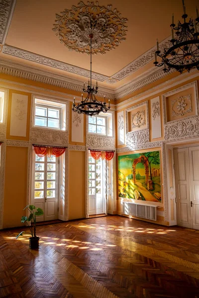 乌克兰 Maliivtsi 2021年10月20日 奥洛夫斯基宫漂亮的内部 — 图库照片