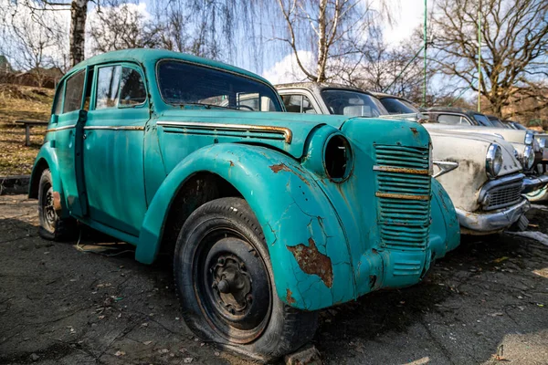 Velhos Carros Retro Soviéticos Livre Despejo Carro Era Soviética — Fotografia de Stock