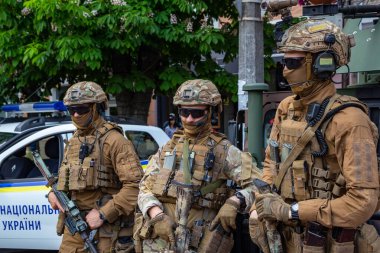 Khmelnitsky. Ukrayna. 23 Mayıs 2019. Kahramanlar Günü için Ukrayna askerleri geçit töreninde.. 