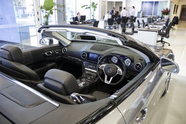 mercedes benz sl500 2012 model