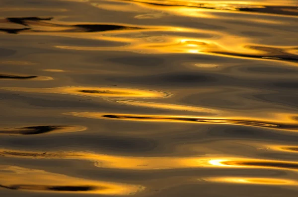 Goldene Wellen — Stockfoto