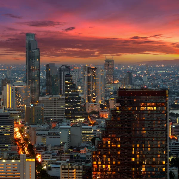 Vista crepuscolare di Bangkok . — Foto Stock