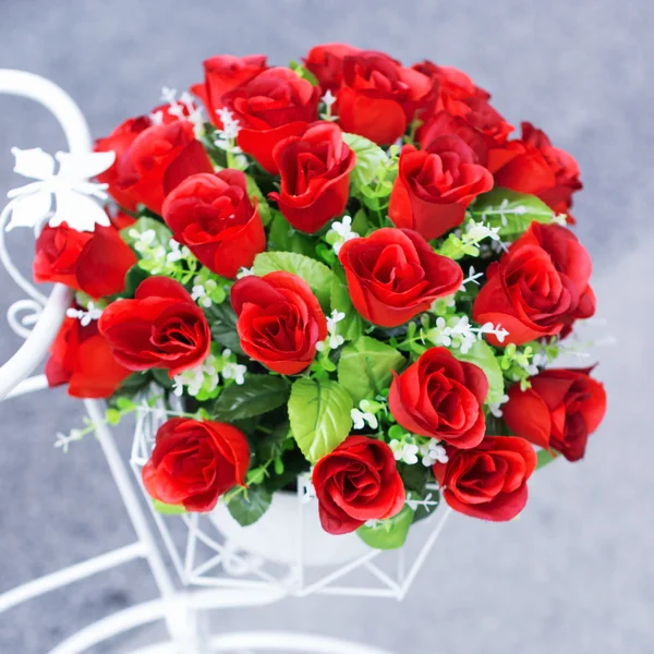 Букет червоних троянд — стокове фото