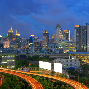 yükseltilmiş Otoban.