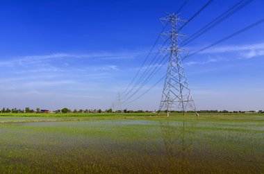 yüksek gerilim elektrik direği