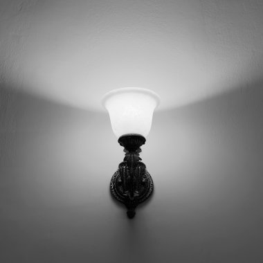 Duvar lambası
