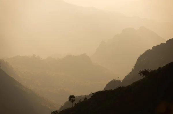 Point Vue Voyage Coucher Soleil Sur Montagne Doi Luang Chiang — Photo