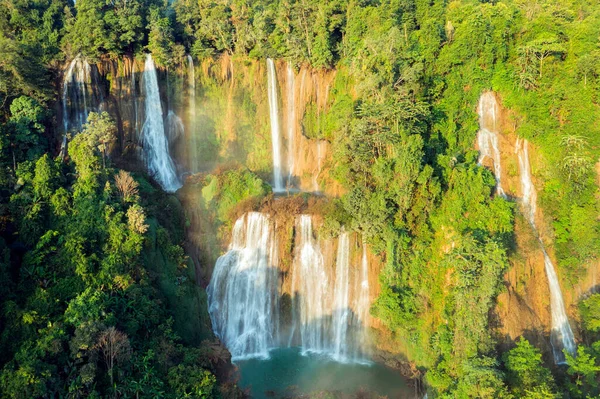 Widok Lotu Ptaka Wodospad Thi Środku Pięknego Lasu Gór Prowincja — Zdjęcie stockowe