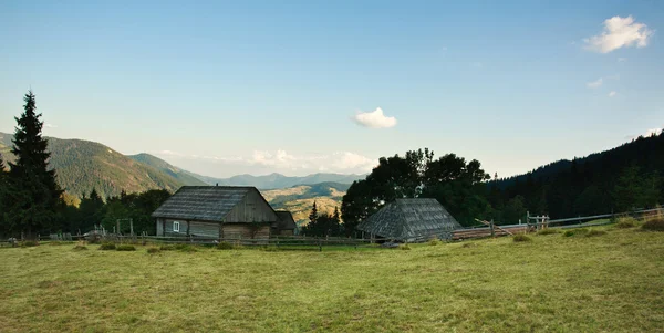 Yüksek dağ köyü — Stok fotoğraf