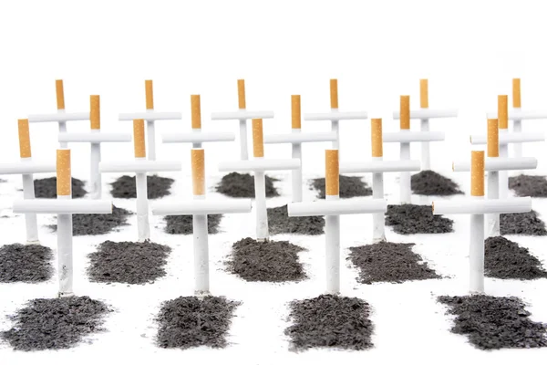 Smoking kills, smokers graveyard concept — Stock Photo, Image