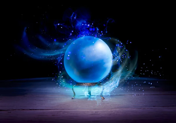 Boule de cristal de diseur de bonne aventure — Photo