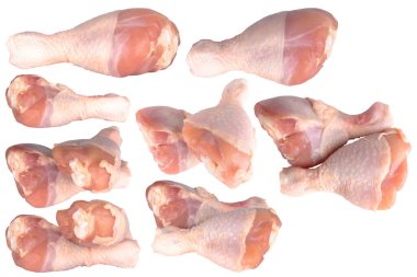 Tavuk budu beyaz arkaplanda taze izole edilmiş..