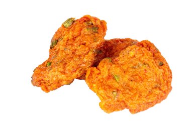 Beyaz arka planda Tayland usulü özel balık keki..