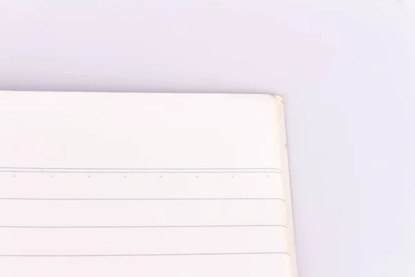 Βιβλίο Γραμμή Closeup Χαρτί Απομονώνονται Λευκό Φόντο — Φωτογραφία Αρχείου