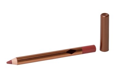 Kozmetik aletler. Beyaz arka planda izole edilmiş profesyonel bir kahverengi dudak kalemi makro fotoğrafı. Güzellik konsepti.