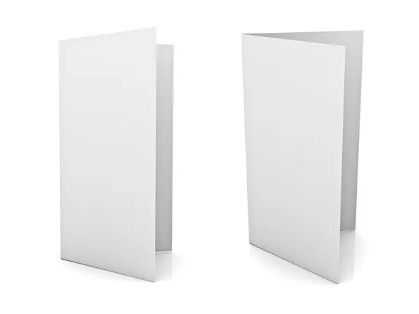 Folleto en blanco o folleto aislado sobre fondo blanco — Foto de Stock