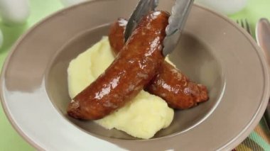 sosis ve püre