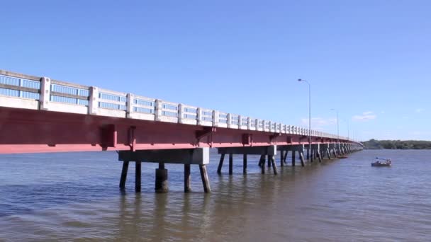 Bribie ada Köprüsü — Stok video