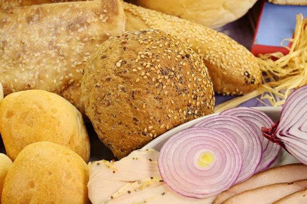 Ekmek soğan ile — Stok fotoğraf
