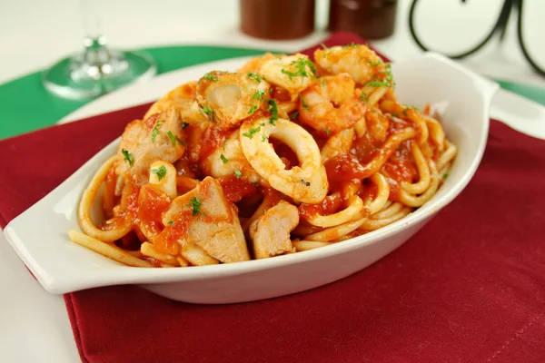 Spagetti makarna — Stok fotoğraf