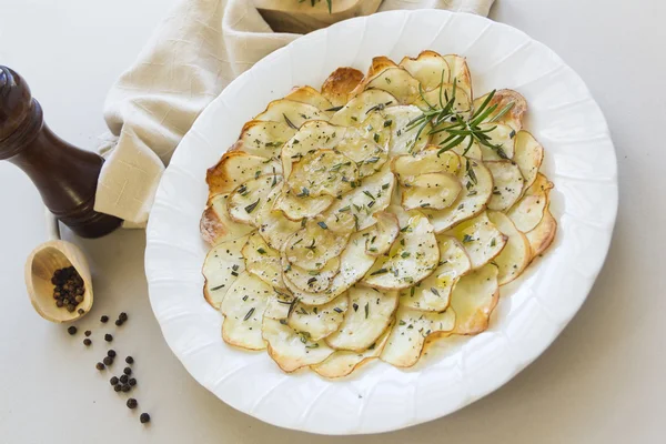 Rosmarin potatischips Stockbild