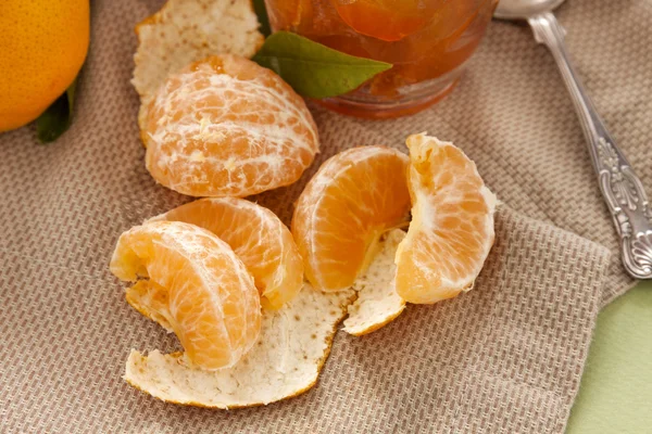 Segmentos de mandarina —  Fotos de Stock