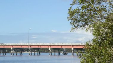 Bribie ada Köprüsü