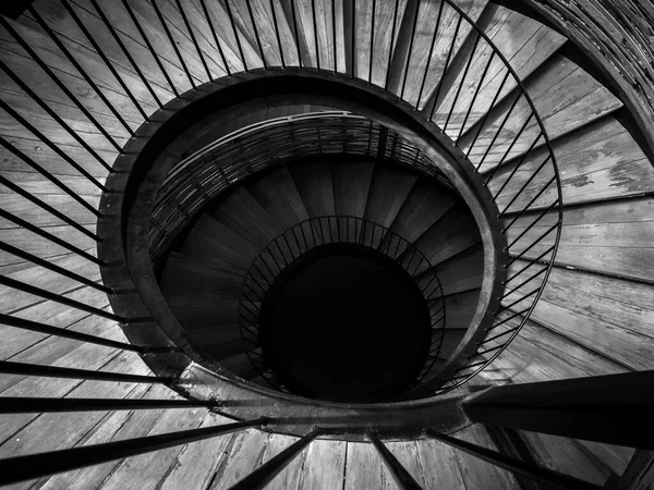 Escalera Caracol Imagen Blanco Negro Escalera Caracol Madera Hierro Hasta —  Fotos de Stock