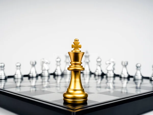 Golden King Chess Piece Standing Chessboard Corner Front Many Silver — Stockfoto