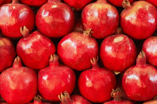 Comida saudável. Muitas romã vermelha — Fotografia de Stock