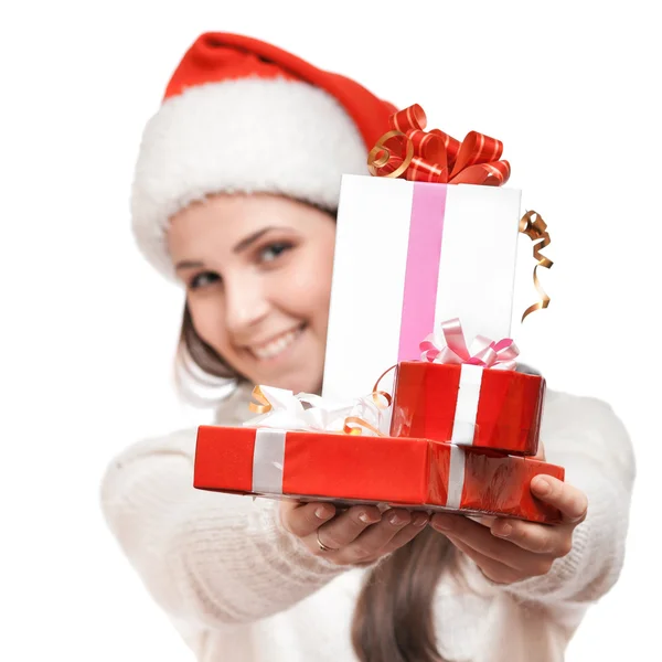 The beautiful girl is giving the gifts — Stock Photo, Image