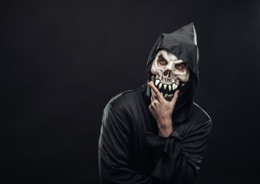 bir bornoz düşünce iskeleti