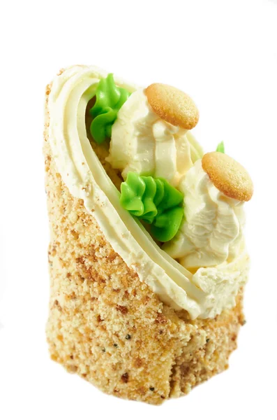 白い背景にキノコと切り株の形でケーキ — ストック写真