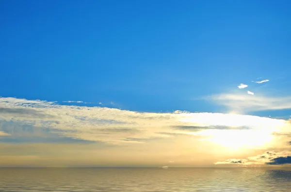 Pôr do sol no mar — Fotografia de Stock