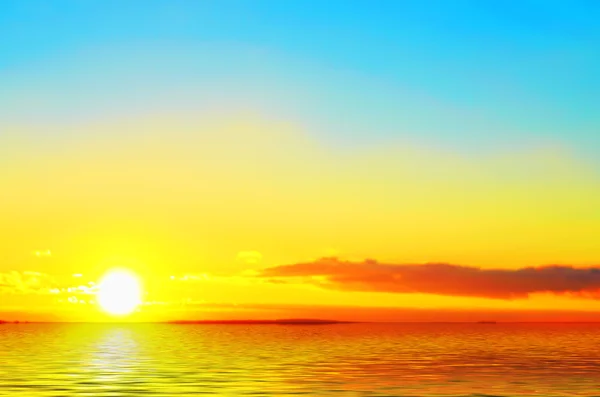 Denizde gün batımı