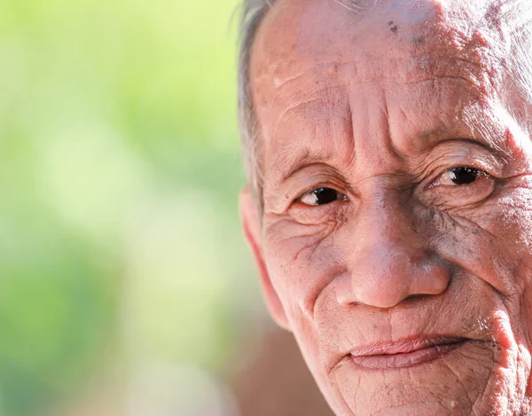 Happy old man smiling — Stock Photo, Image