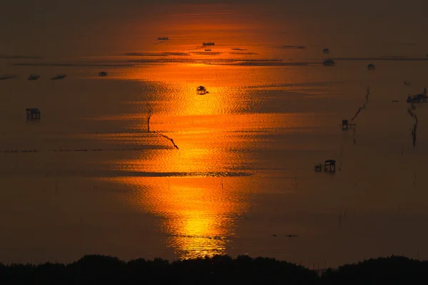 Puesta de sol en Chonburi tailandia — Foto de Stock
