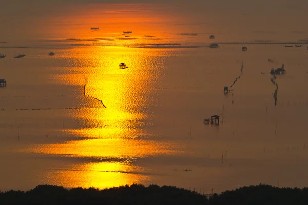 Zachód słońca w chonburi, Tajlandia — Zdjęcie stockowe