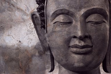 Buda yüz balmumundan hale getirir.